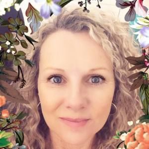 Meet your Posher, Janita